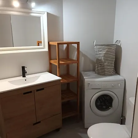 Apartamento Burgos Holidays Apartment *